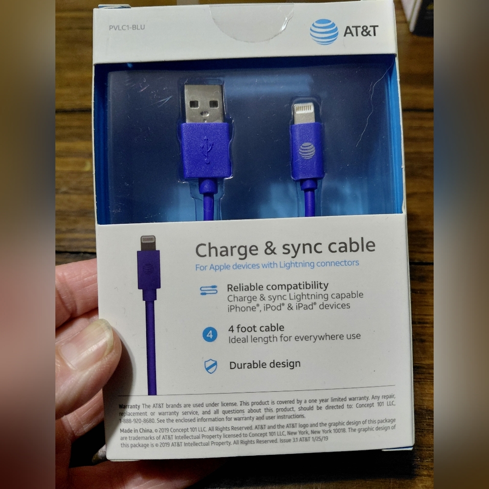 AT&T Charge & Synx Cable BRAND NEW